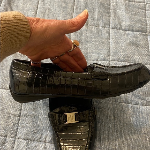 Ralph Lauren Black Croc-Embossed Patent Faux  Leather Loafers with RL Hardware - Picture 7 of 7